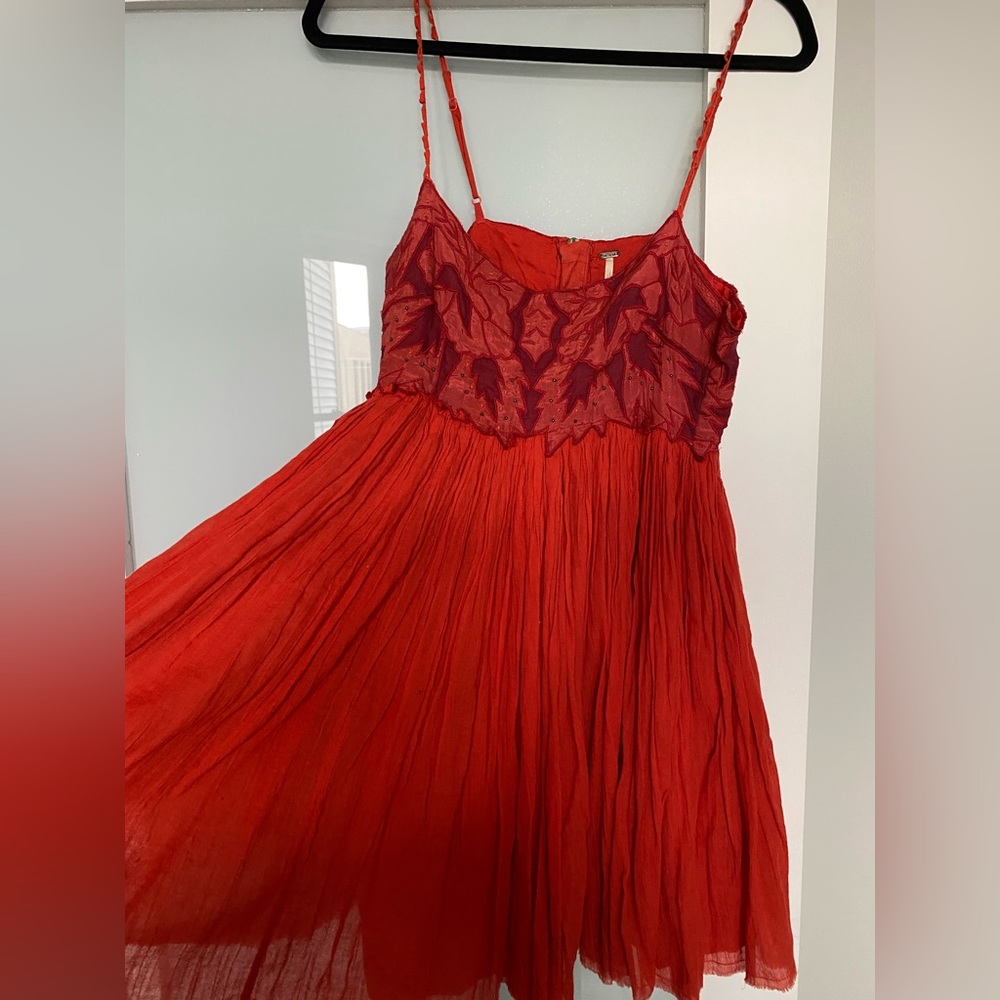 STUNNING Free People size 6 red Dress